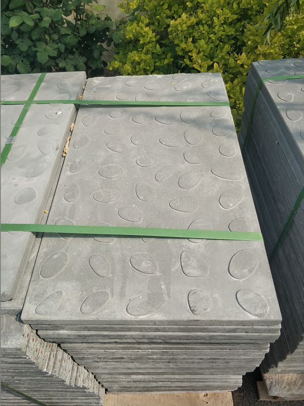 有機(jī)復(fù)合電纜溝蓋板是什么材質(zhì)及使用范圍？