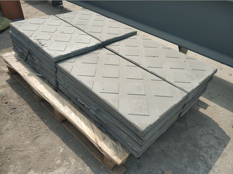 高鐵電力蓋板工藝簡述